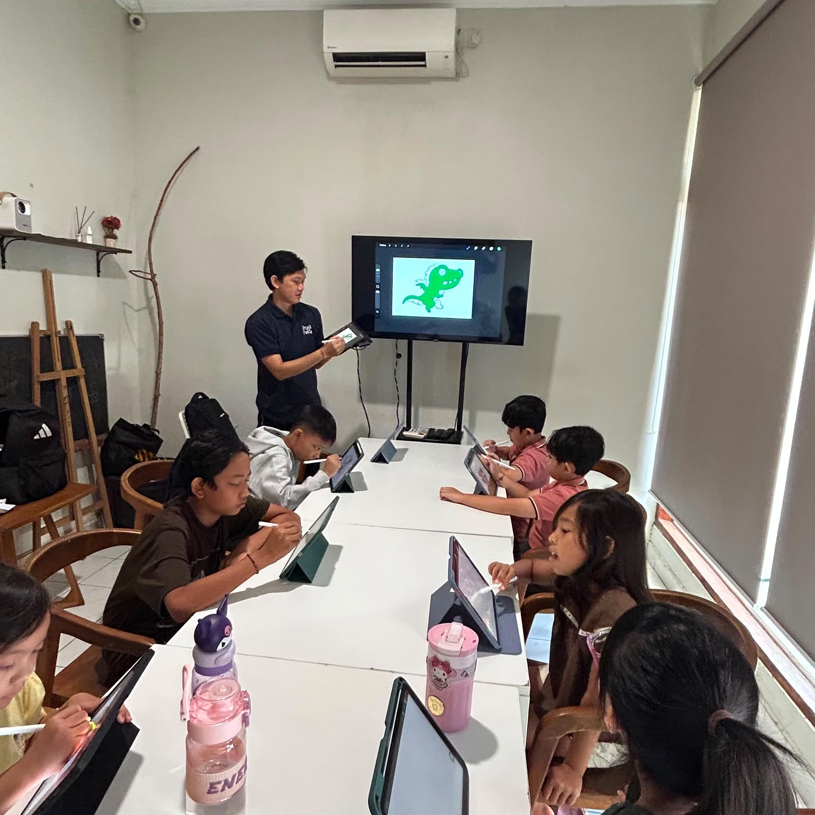 Foto mentor — placeholder, ganti dengan foto asli